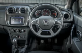 Dacia Logan MCV Stepway, controls
